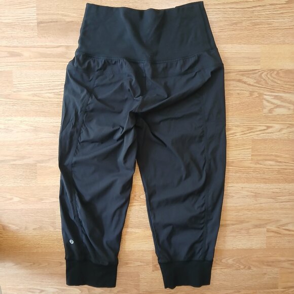 Lululemon In Flux Crop Pants Black Size 6 - Picture 7 of 9
